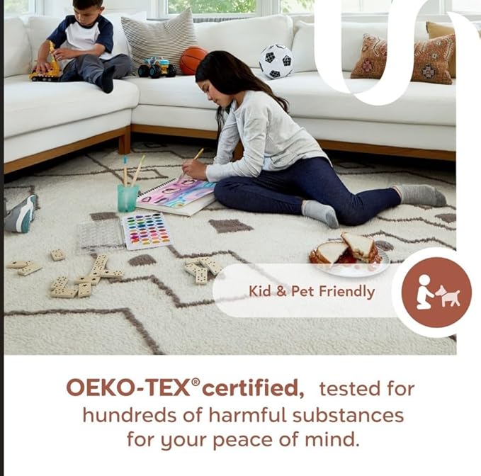 nuLOOM Jeni Solid Faux Rabbit Machine Washable Area Rug, 6x9, Off-White