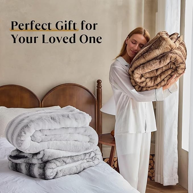 Luxury Faux Fur Blanket - Soft Warm Plush Blankets for Couch Sofa Bed, Fluffy Thick Throws for Bedroom, Office, Living Room, Decorative Reversible, Not Easy to shed - 70"x90", Grey/White