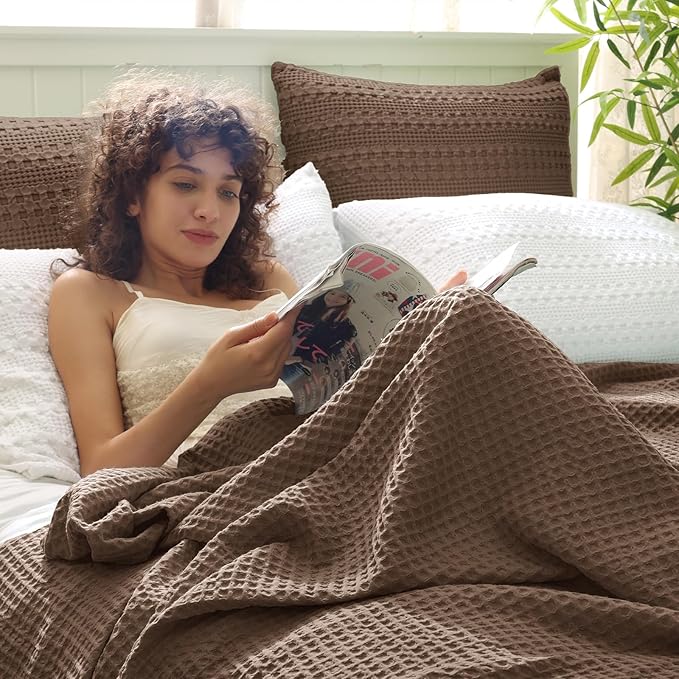 PHF Ultra Soft Waffle Weave Blanket King Size Cocoa Brown(104"x 90")- Washed Lightweight Breathable Cozy Woven Blanket for Bed - Aesthetic Decor for Couch Bedding Sofa Home Car