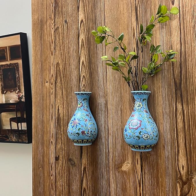 Set of Two Handmade Chinese Blue & White Porcelain Wall Mounted Vases – Chinoiserie Ceramic Flower Vase for Indoor Home Décor, Wall Hanging Vases for Living Room & Bookshelf