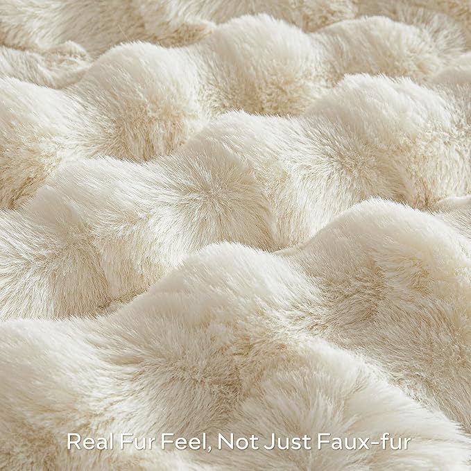 JELLYMONI Faux Fur Throw Blanket, White Fuzzy Cozy Plush Bubble Bed Blanket, Thick and Warm, Queen (90" x 90")