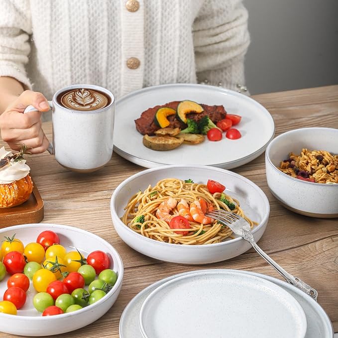 Pasta Bowls 26 OZ,Ceramic Salad Serving Bowls Set of 4,Large 8.2 inch Shallow Bowls Plates for Soup,Fruit,Noodle,Dinner,Dishwasher & Microwave Safe,White